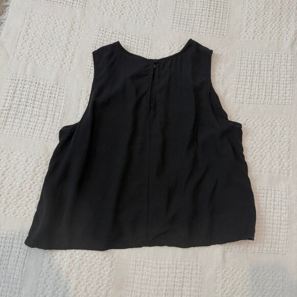 New Torrid Challis 0 sleeveless cropped shell top blouse TS 2795 - Picture 7 of 9